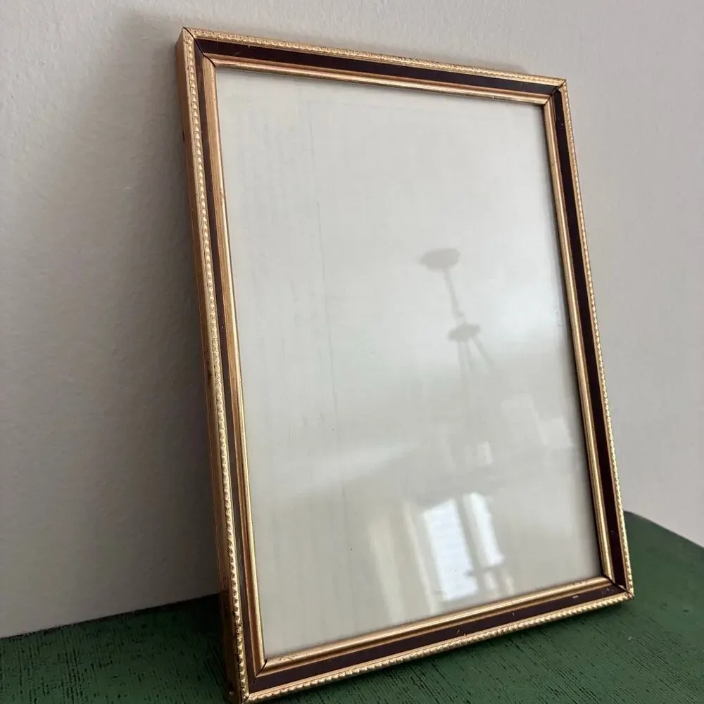 unknown vintage gold